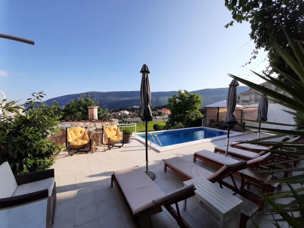 Appartement Al Mare à Igalo Extérieur photo